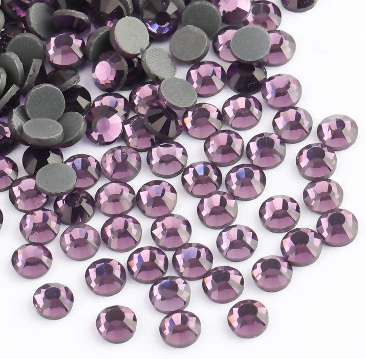 Beadsland Kristall-Hotfix-Strassstein, maschinengeschliffener Stein – Violett