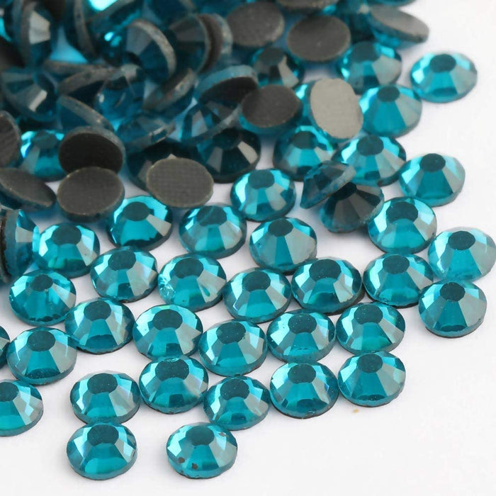 Beadsland Kristall-Hotfix-Strass, maschinengeschliffener Stein – Indicolite