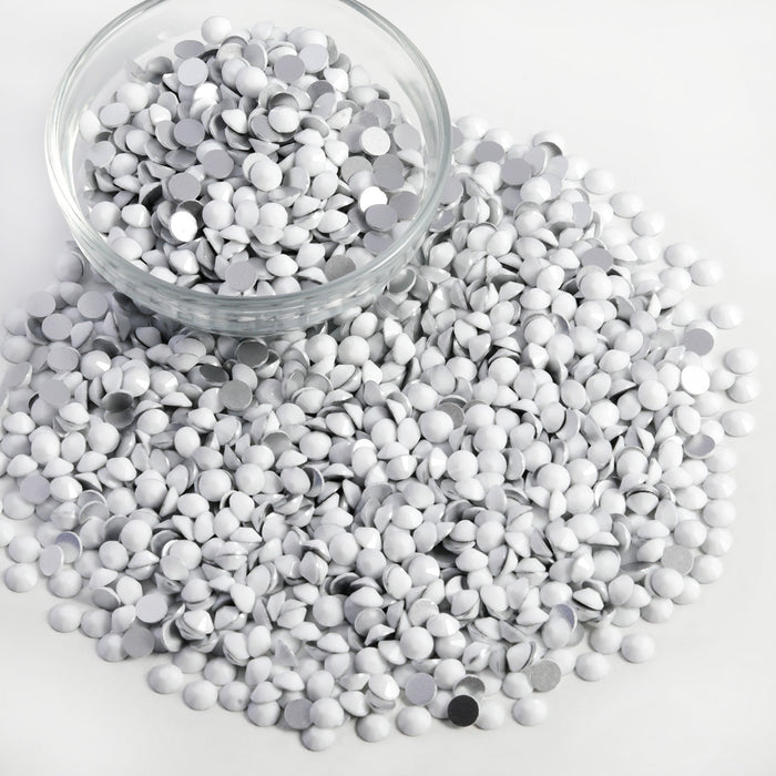 Beadsland Flatback Rhinestones Bulk, Rhinestones for Nails Crafts Clothes DIY Decoration, Chalk White