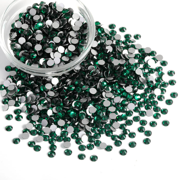 Beadsland Flatback Rhinestones Bulk, Rhinestones for Nails Crafts Clothes DIY Decoration, Emerald