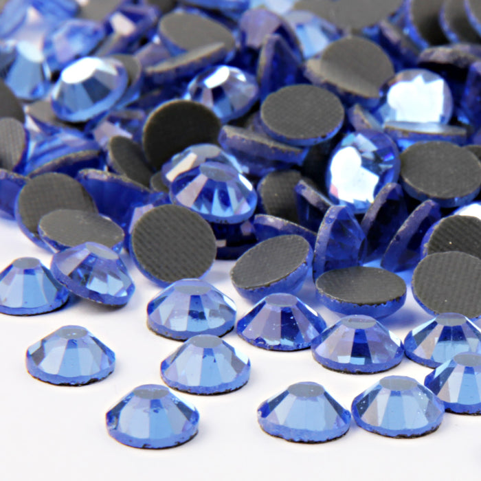 Beadsland Crystal Hotfix Rhinestone, piedra cortada a máquina - Lt.Sapphire