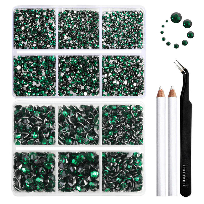 Beadsland 8300 piezas de diamantes de imitación con reverso plano, gemas para uñas, diamantes de imitación de cristal redondos para manualidades, 10 tamaños mezclados con lápiz de cera y kit de pinzas, SS3-SS30-Emerald