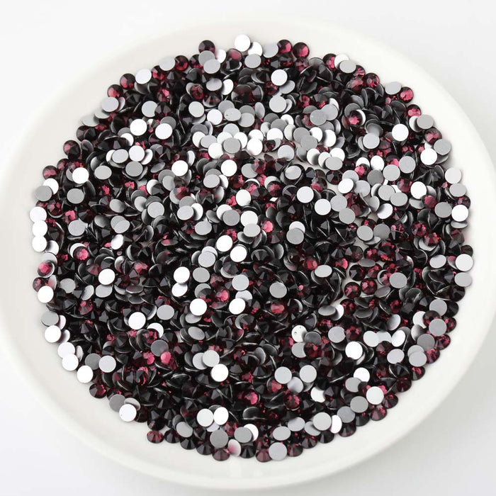 Beadsland - Diamantes de imitación de cristal con parte trasera plana, gemas redondas para decoración de uñas y pegamento para manualidades, color amatista