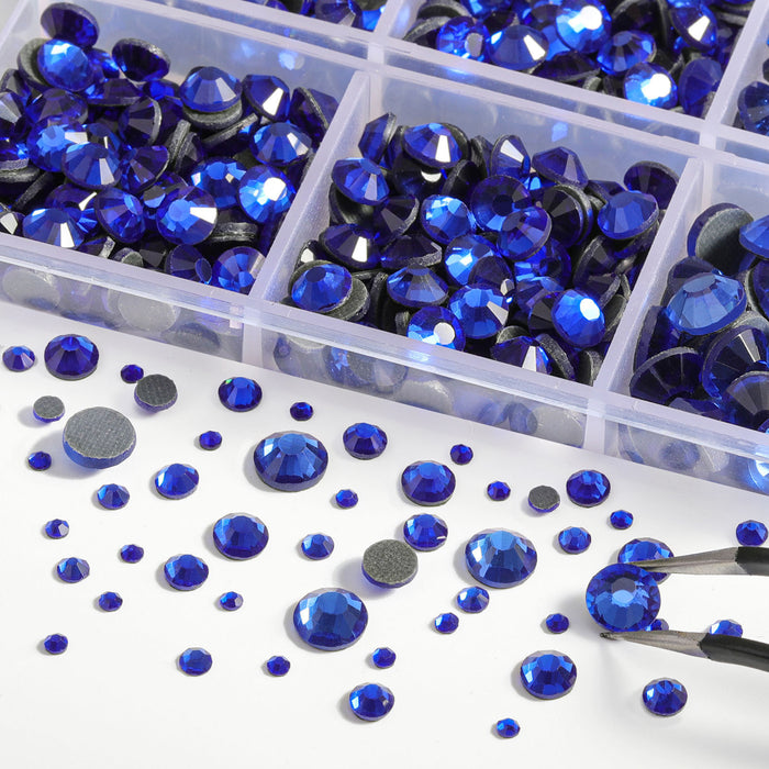 6736 piezas de diamantes de imitación Hotfix para manualidades, ropa, mezcla de 5 tamaños, cristales Hotfix con pinzas y kit de lápiz de cera, SS6-SS30- Sapphire