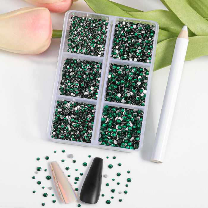 Beadsland 7200 piezas de diamantes de imitación con reverso plano, gemas para uñas, diamantes de imitación de cristal redondos para manualidades, 6 tamaños mezclados con kit de lápiz de cera, SS3-SS10- esmeralda