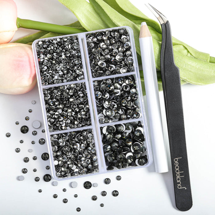 Beadsland 4300 piezas de diamantes de imitación con reverso plano, gemas para uñas, diamantes de imitación de cristal redondos para manualidades, mezcla de 6 tamaños con pinzas para recoger y kit de lápiz de cera, diamante negro
